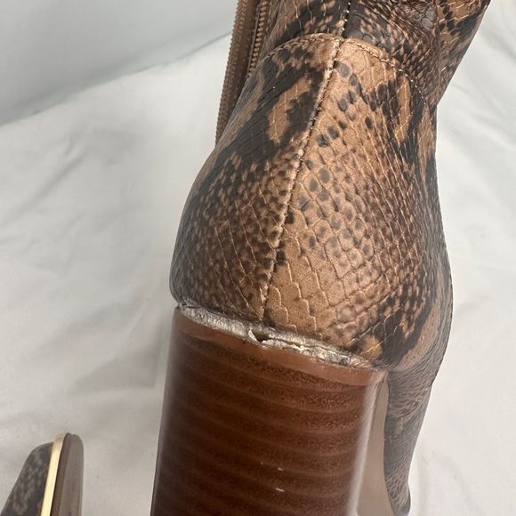 Snake Print Steve Madden Boots​ - Picture 6 of 6